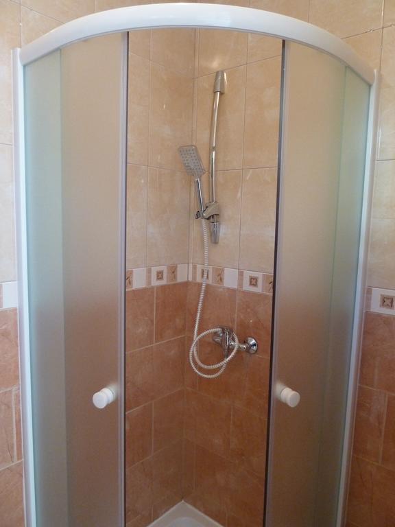 Rose Apartments Ičići Стая снимка